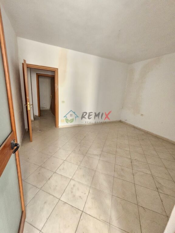SHITET APARTAMENT 3+1+2  NE PLAZHIN ILIRIA, DURRËS
