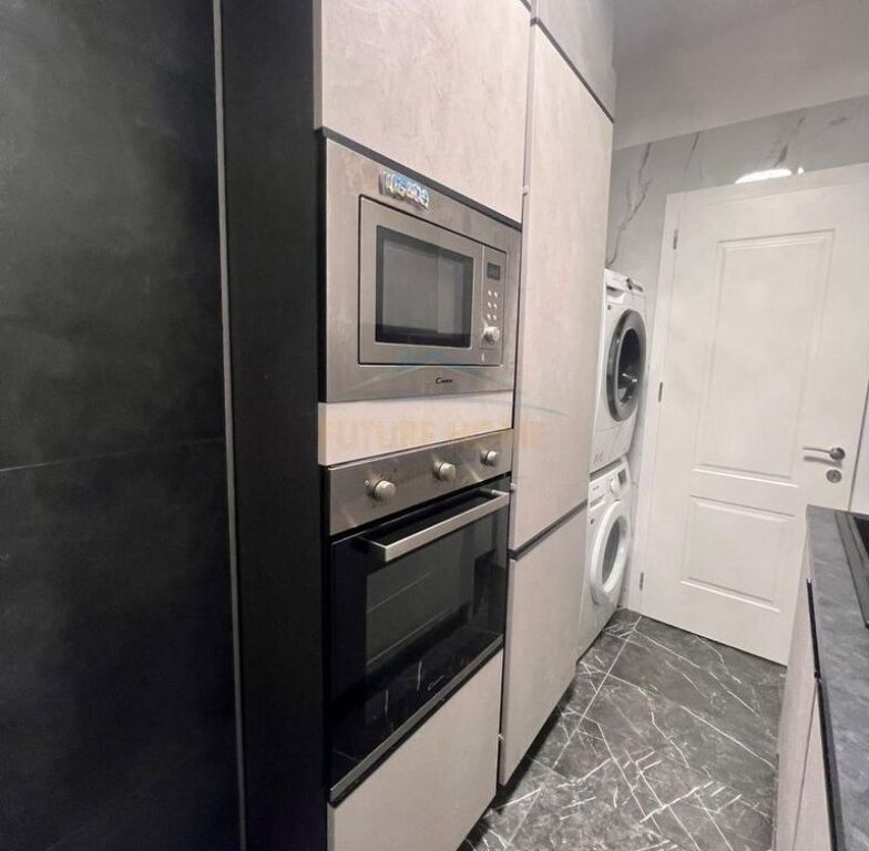 Shitet Apartament 2+1 me Garderobë në Don Bosko, Rruga Egnatia, Tiranë