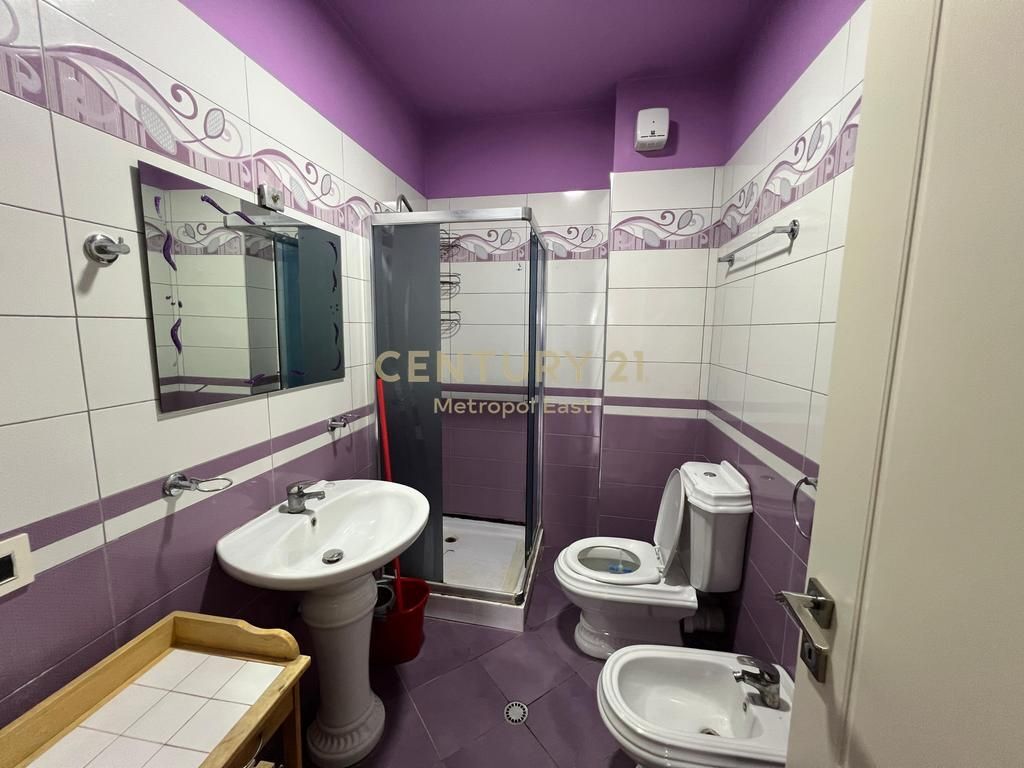 Appartamento 2+1 con Veranda in Affitto – Misto Mame, Tirana