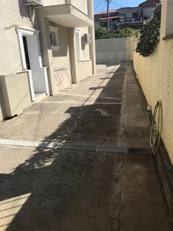 House for rent RR; Todi  Shkurt!