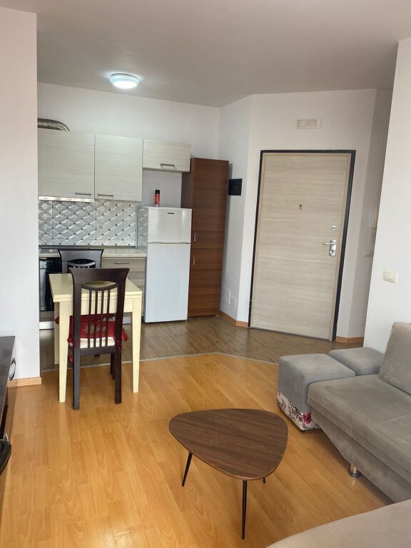 Apartament 1+1, Xhamllik!