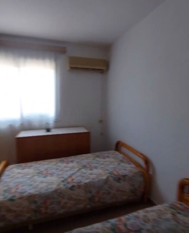 Apartament 1+1 me qira tek Medreseja tek Rryga e Dibres