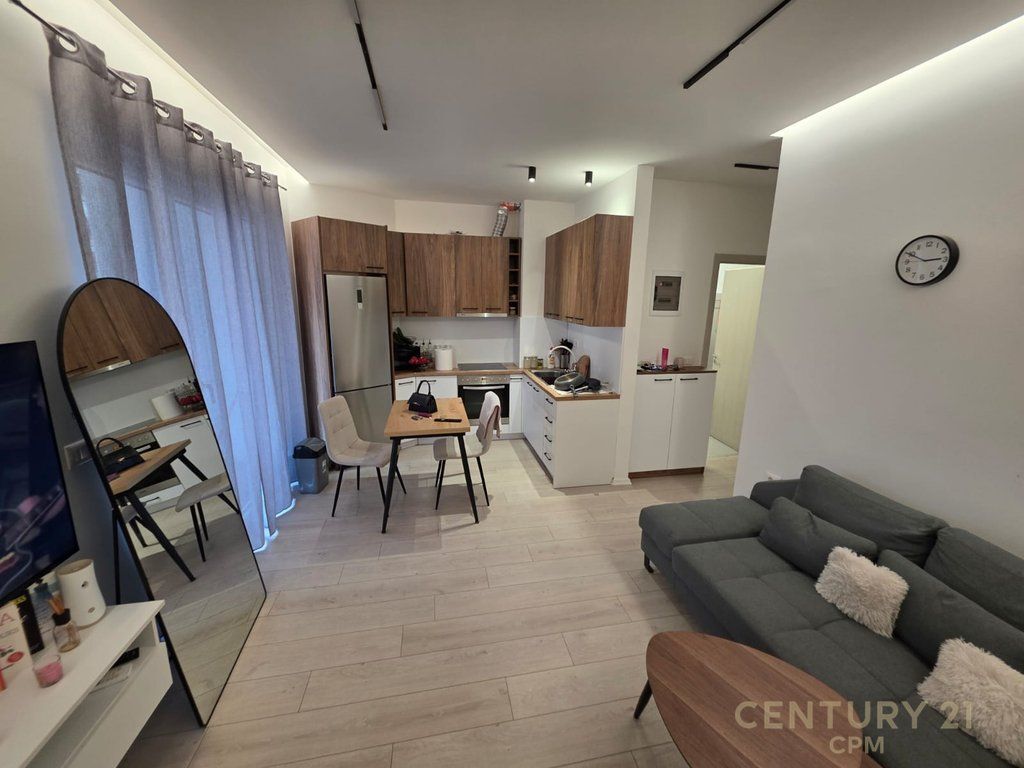 Apartament 1+1+Parkim me qira River Residence Unaza e re 550 € /Muaj