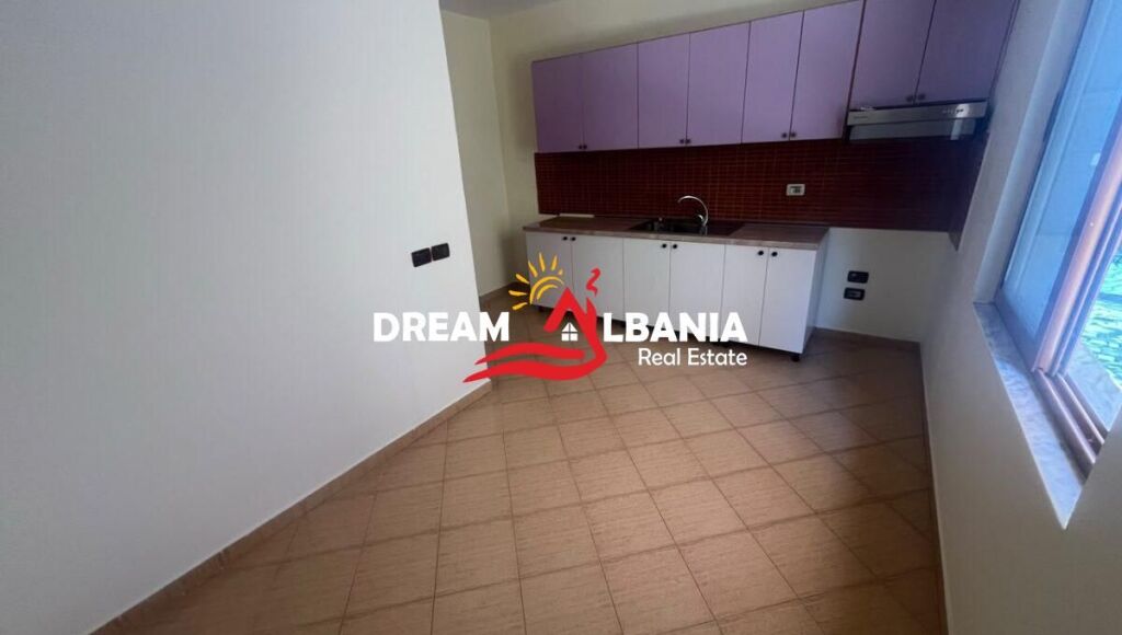 Jepet me qera kat vile 1+1 tek rruga Idriz Dollaku prane Ali Demit ID(4251471)