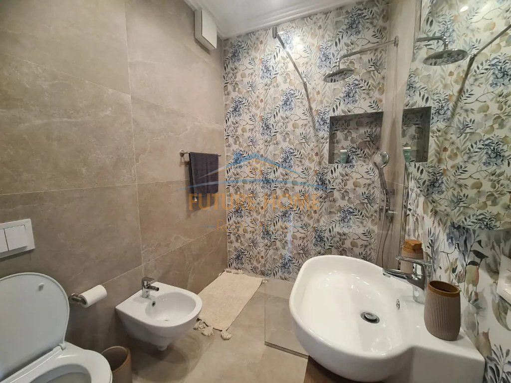 Affitto,Appartamento 1+1+posto auto,Via Kavaja