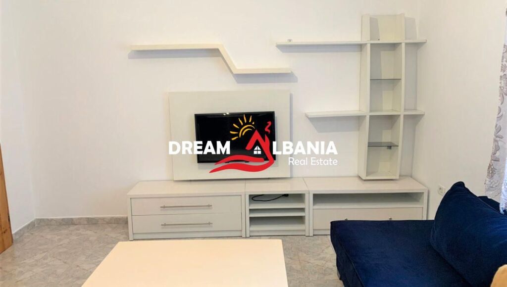 Appartamento 2+1 in affitto in casa privata con cortile a Don Bosko, vicino a Fiori di Boskos a Tirana (ID 42214480)