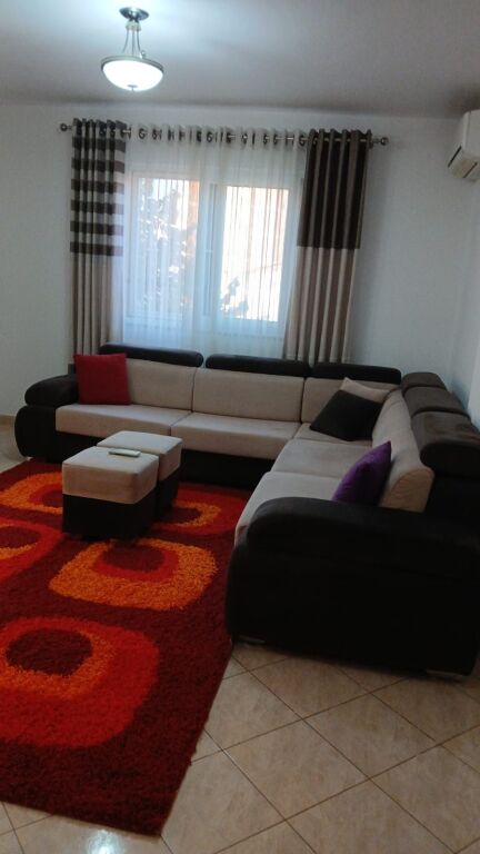 Qera | Apartament 1 + 1 | Rruga Myslym Shyri | 600 €/muaj