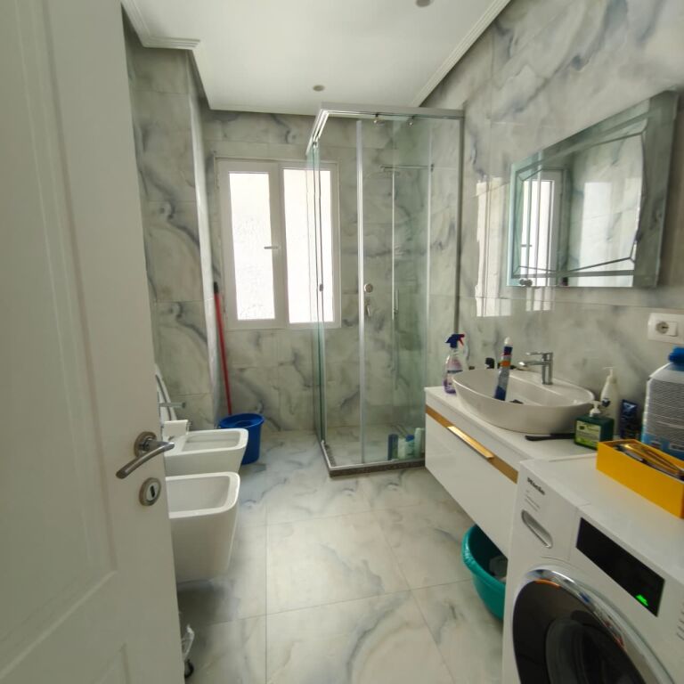 🏡 Shitet Apartament 3+1+2 – pranë Kopshti Zoologjik i Tiranës, Tiranë 📍 Kompleksi Mateo