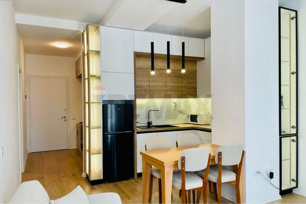Jepet apartament me qera Siri Kodra