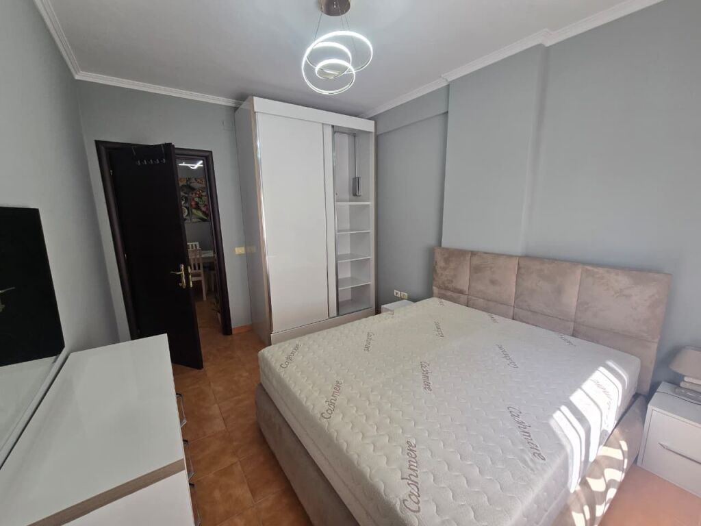 Apartament 1+1 per qera Kompleksi Fratari Astir !