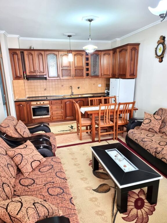 🏡 Affittasi appartamento 2+1 a Yzberisht,, 45.000 lekë / mese
