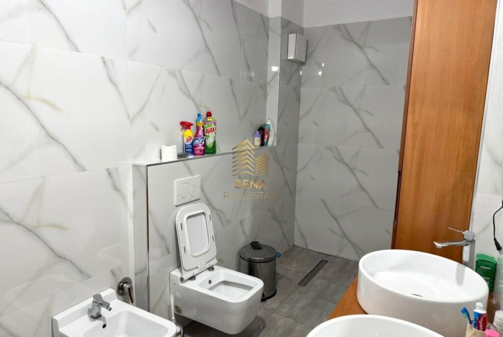 Qira,Apartament 1+1+blk,Spitali QSUT-Pas Fakultetit te Mjeksise,50.000 Leke/muaj