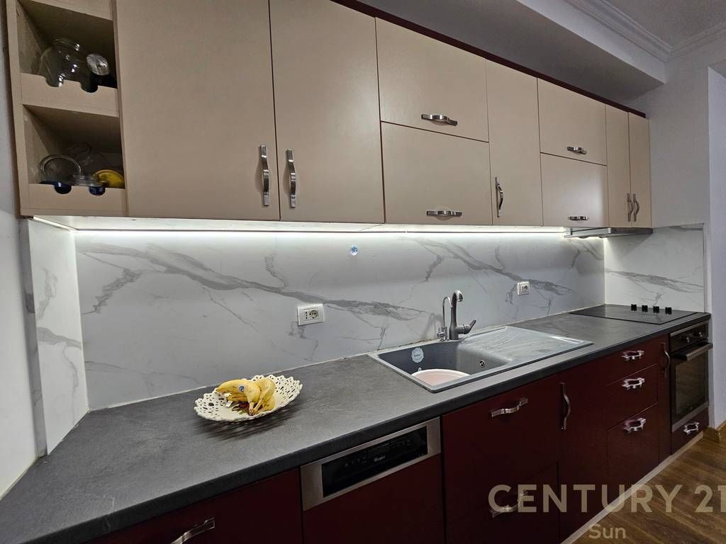 Apartament 3+1+ Parkim me qira te Kopshti Botanik – pohled 4