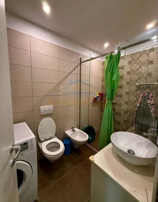 Jepet me Qira Apartament 2+1+2 | Garden Residence Turdiu, Fusha e Aviacionit, Tiranë