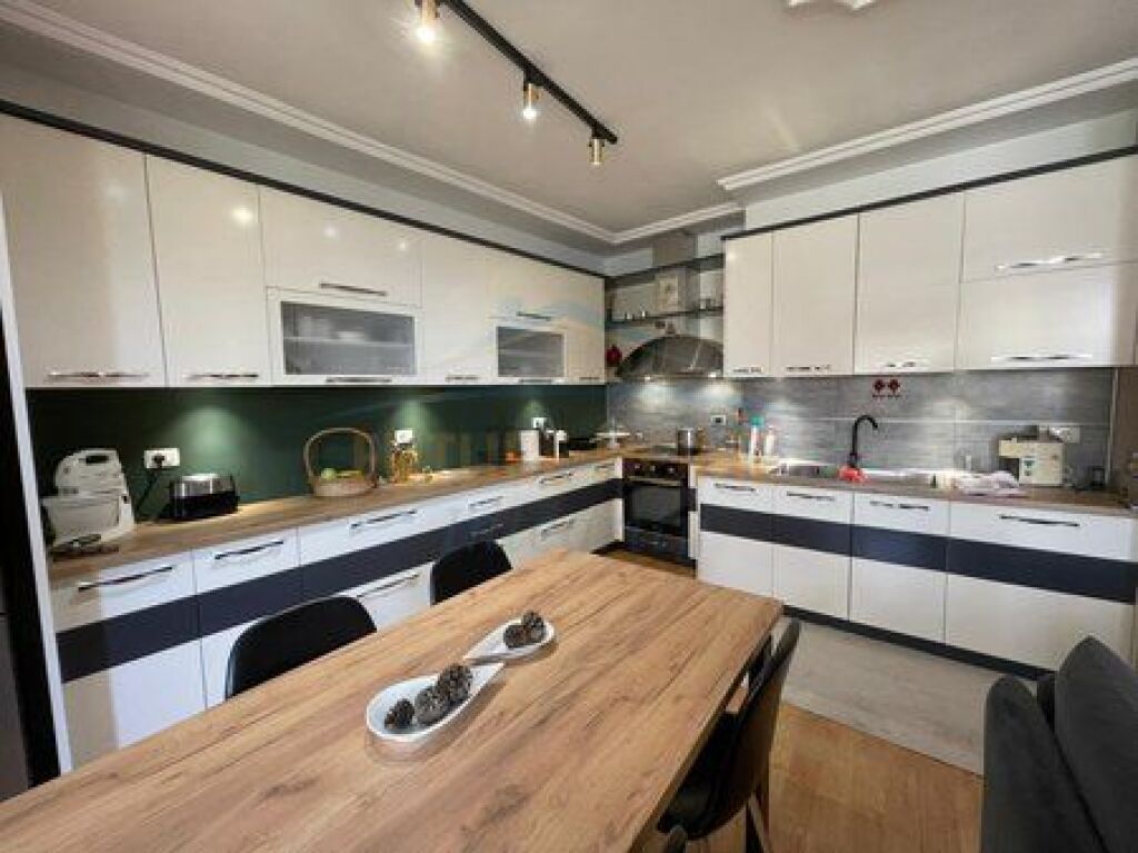 For sale, Apartment 3+1+2, Fresk, Tirana.