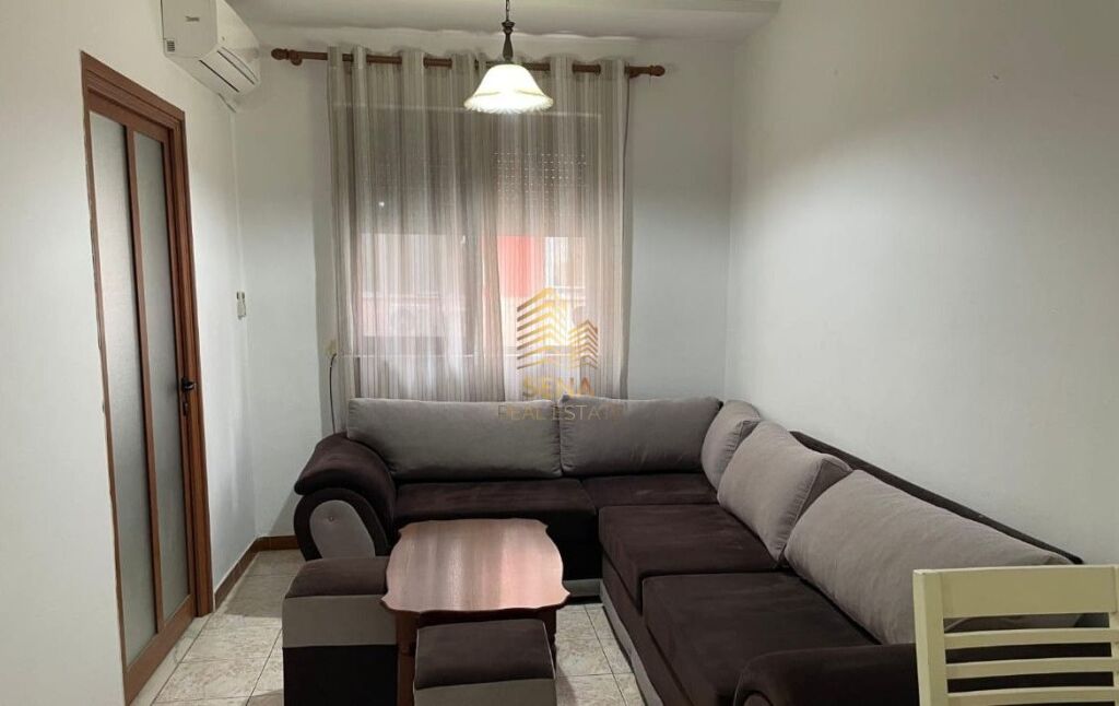 Qira,  Apartament 1+1, Myslym Shyri, 50.000 Lek/muaj