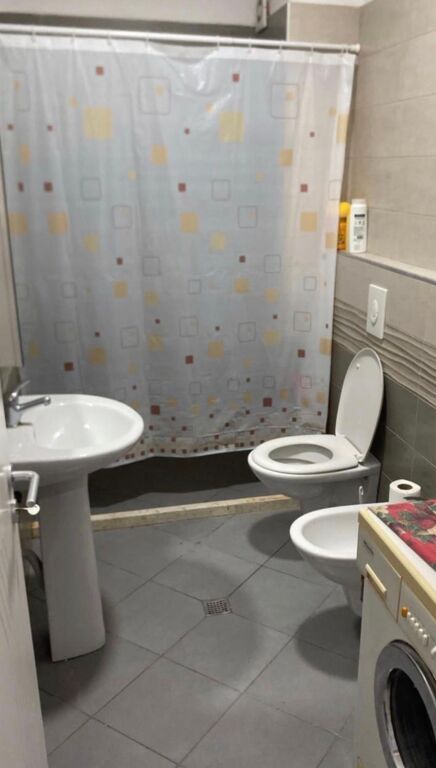 Apartament me qera 1+1 Qsut