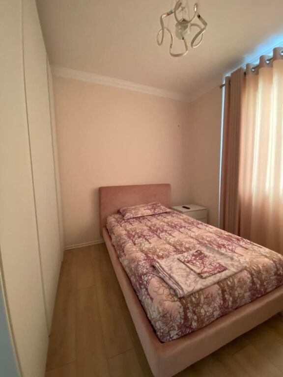 Shitet Apartament 3+1+2 pranë Kopshtit Zoologjik, Kompleksi Mateo