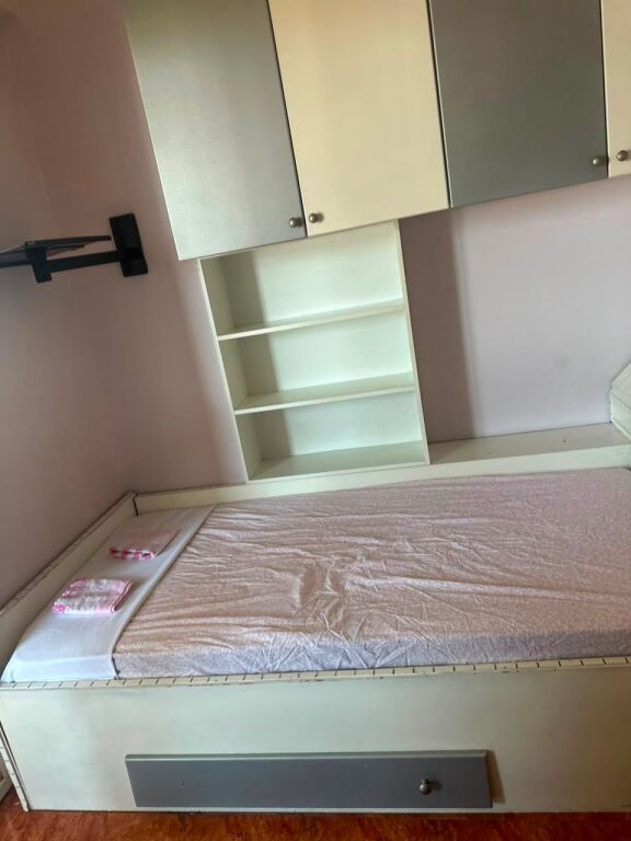 2+1,pallat me ashensore,laprake te klinika globe,550 mije leke