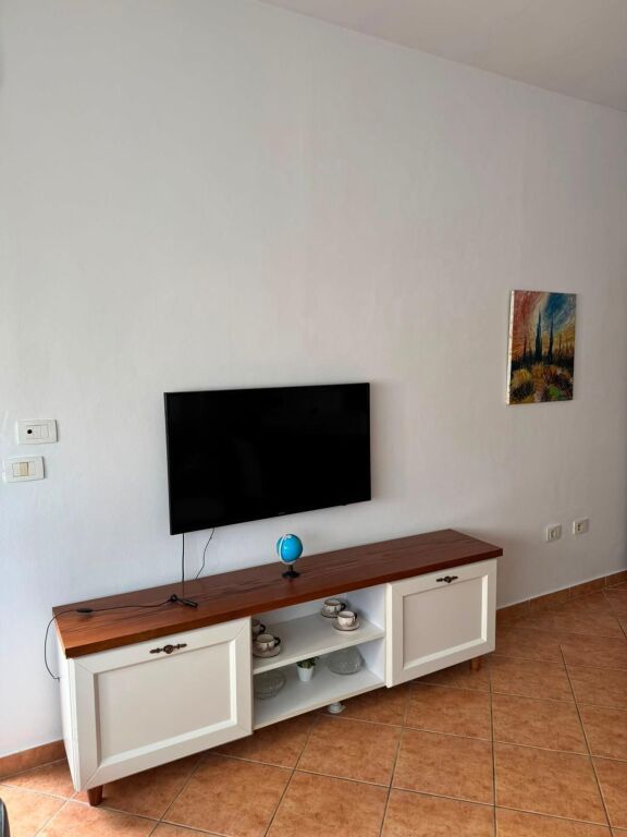 APARTAMENT ME QERA 1+1 KOMUNA E PARISIT 55.000 LEKE FH-82161