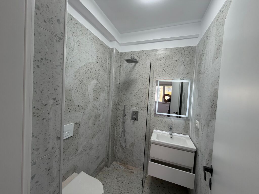 Appartamento 2+1+2 bagni in vendita, Kodra e Priftit