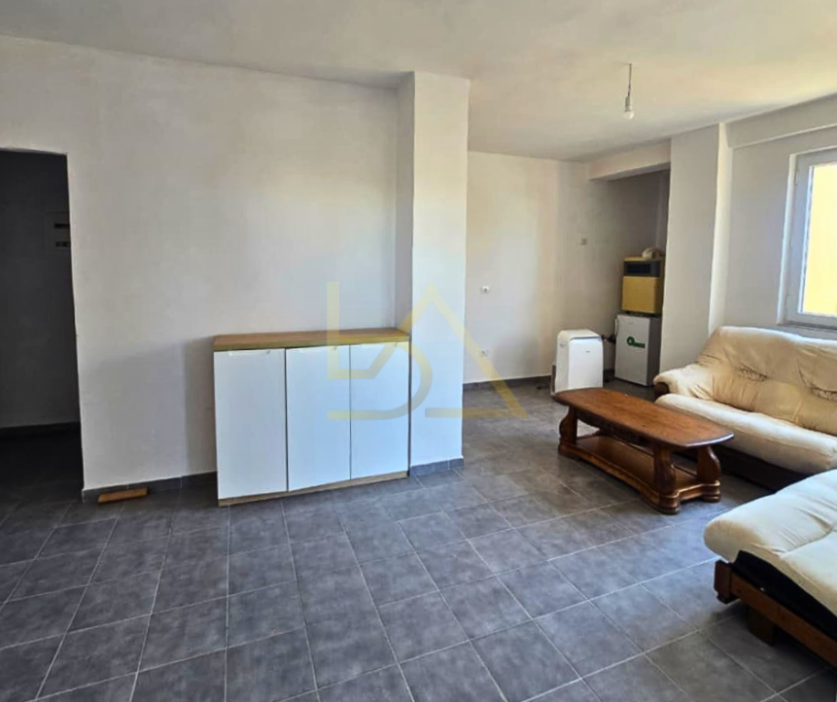 Apartament 2+1 për Shitje – Qerret, Kavajë