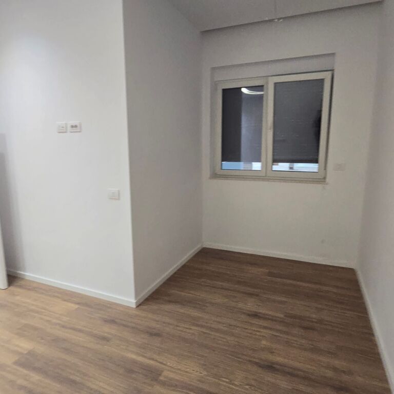 Appartamento 2+1+2 in vendita a Liqeni i Thate
