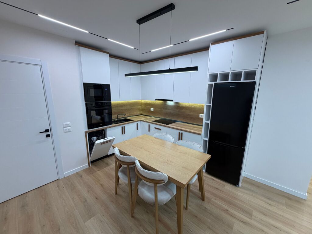 Affittasi super appartamento 2+1+2, Tirana, Yzberisht, Nuovo edificio mai abitato prima
