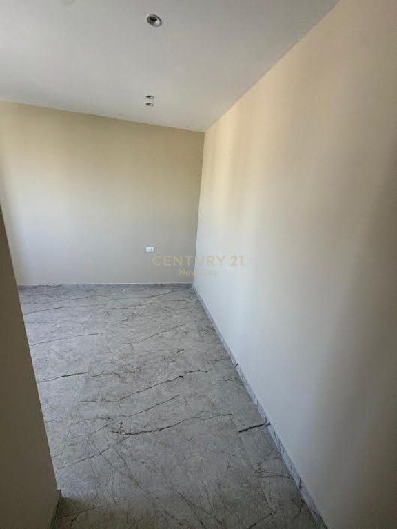 1+1 with sea view in Golem