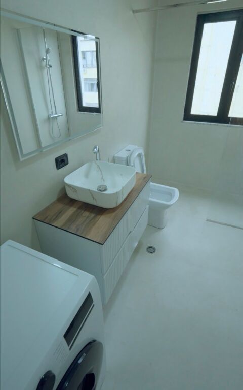 SHITET APARTAMENT 2+1,PALLATI ME SHIGJETA