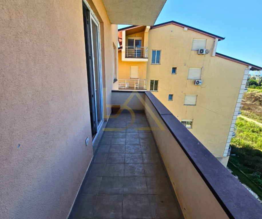 Apartament 2+1 për Shitje – Qerret, Kavajë