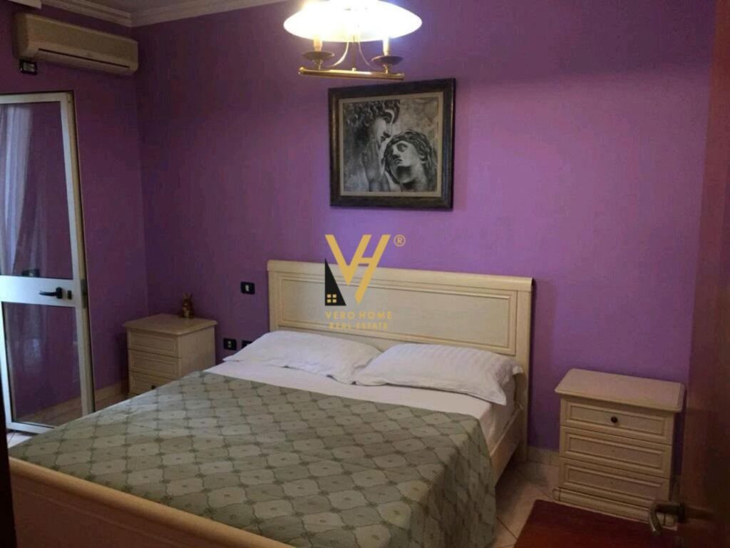 JEPET APARTAMENT 2+1+BLK ME QERA TE STACIONI I TRENIT 750 EURO