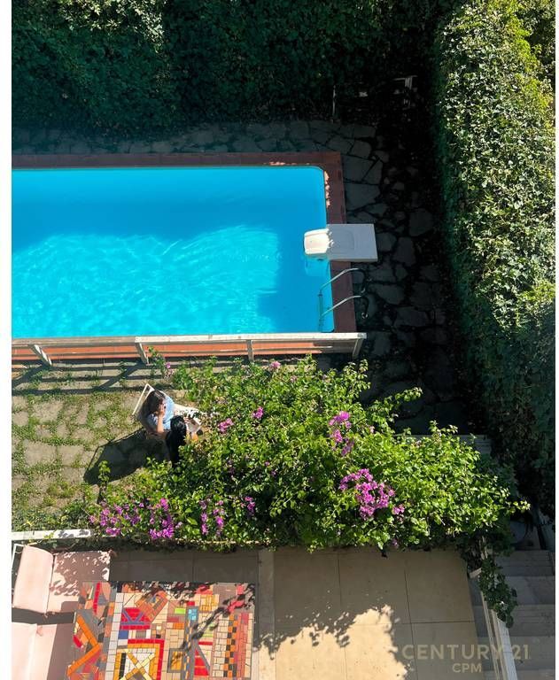 SHITET VILE ME PISHINE, Rezidenca KODRA E DIELLIT! 1,100,000 €