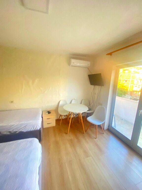 Garsionere me qera, 21 Dhjetori!
