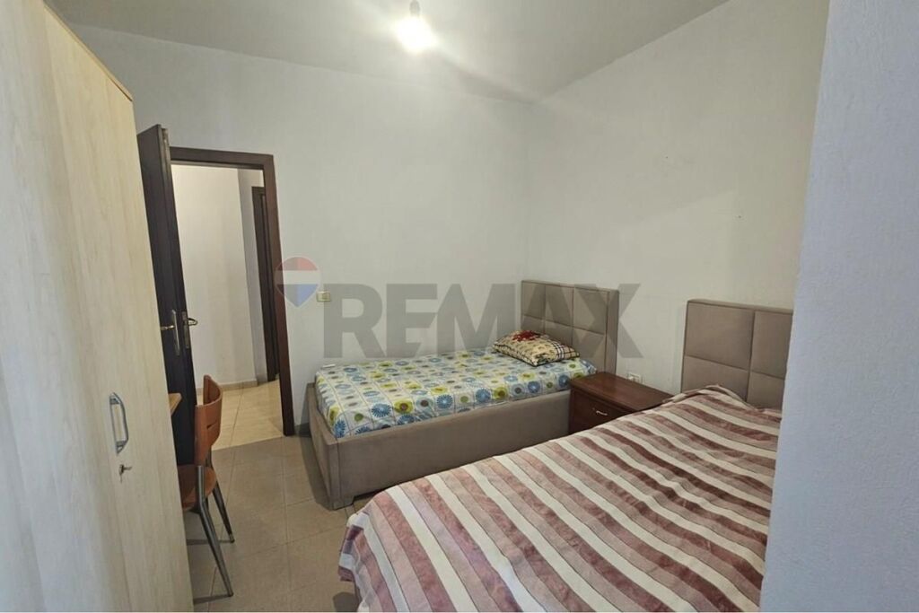 2+1 apartment for rent on Elbasan Street!