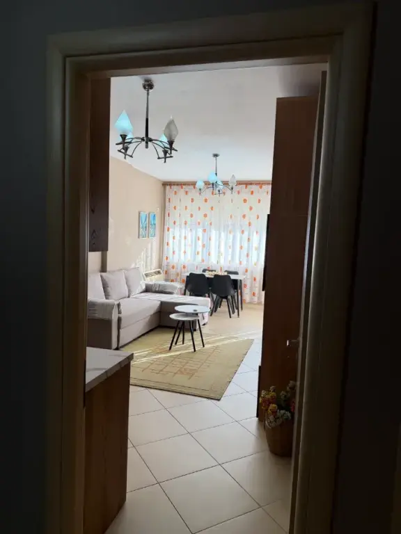Qera | Apartament 1 + 1 | Rruga Teodor Keko | 450 €/muaj