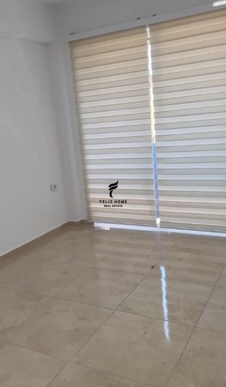 UFFICIO IN AFFITTO 122 M2 VIA DURRESIT 180.000 LEKE FH-82137