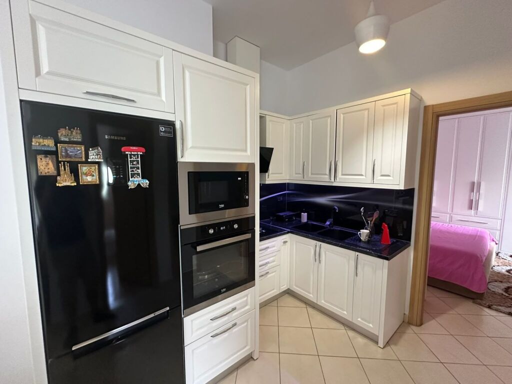 Jepet me qira 2+1+1 Kthesa e Kamzes Casa Italia 650€