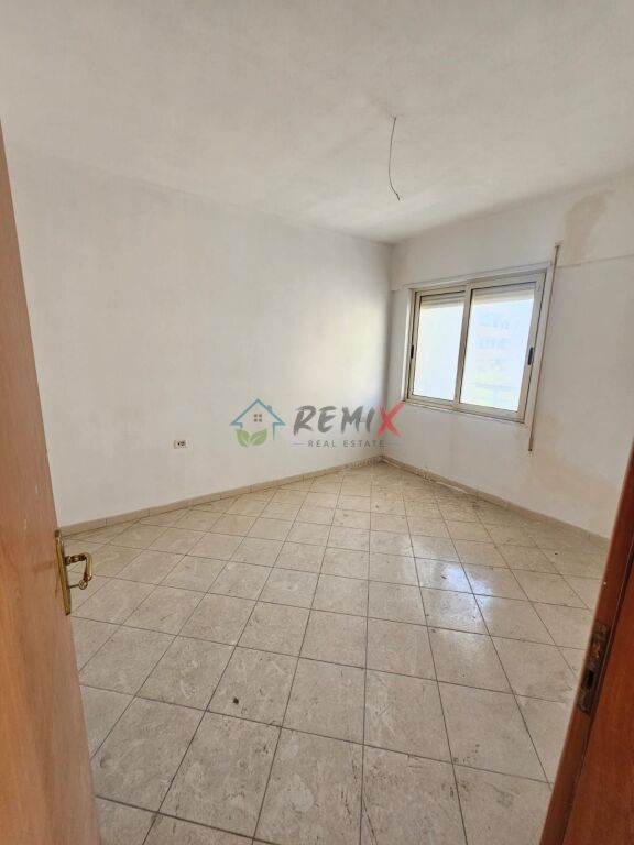 SHITET APARTAMENT 3+1+2  NE PLAZHIN ILIRIA, DURRËS