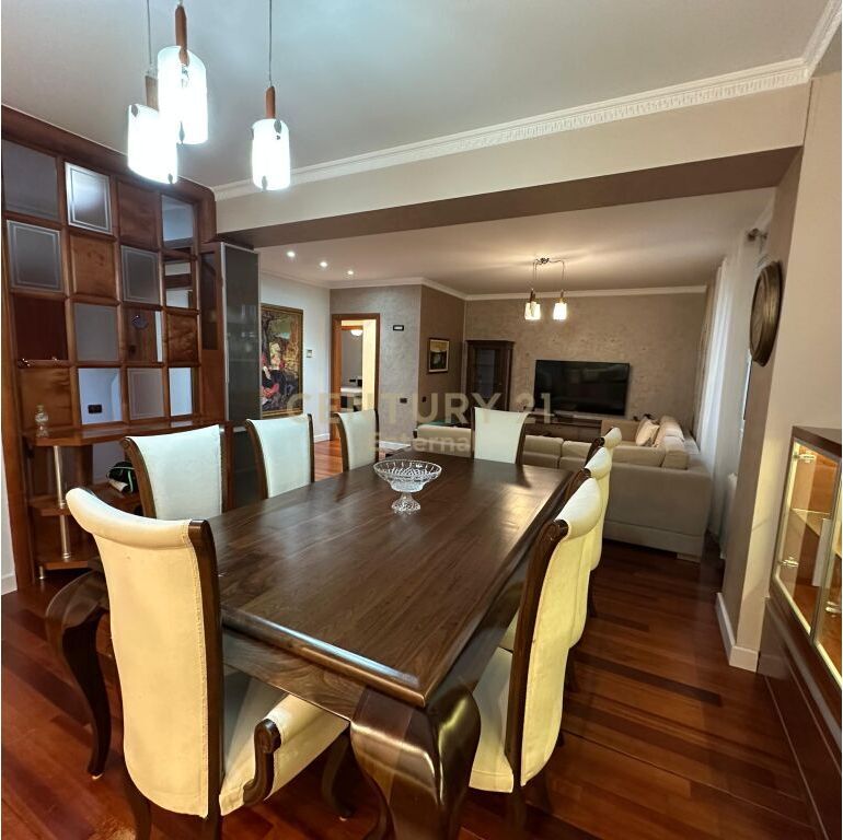 Apartament 3+1 per qira tek Rruga Sami Frasheri