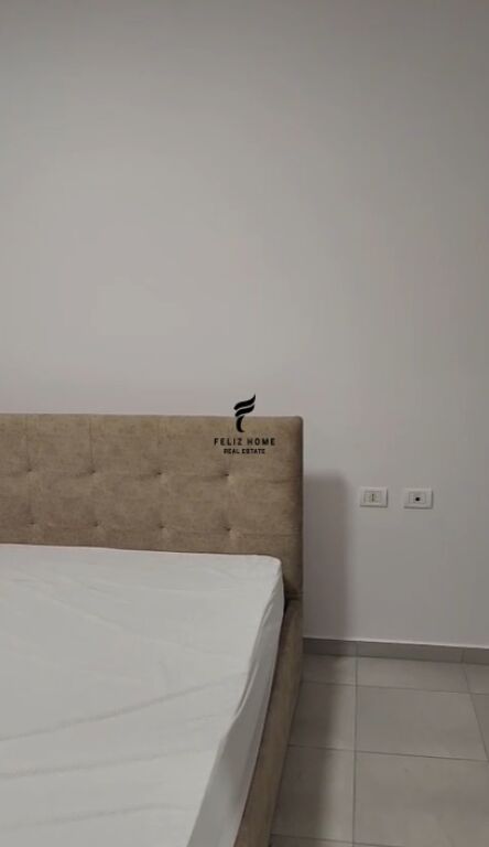 APARTAMENT ME QERA 2+1 YZBERISHT 60.000 LEKE FH-82117