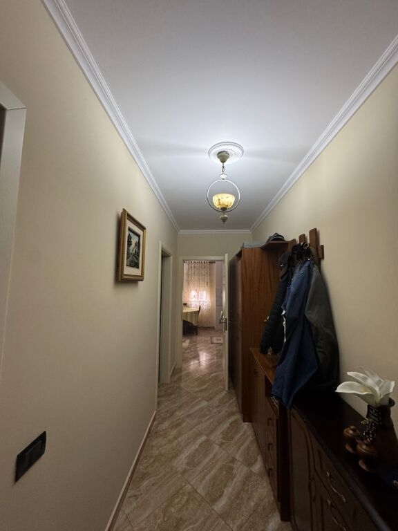 APARTAMENT ME QERA 1+1