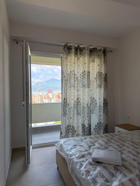 Jepet me Qira Apartament 1+1 tek Golden Park