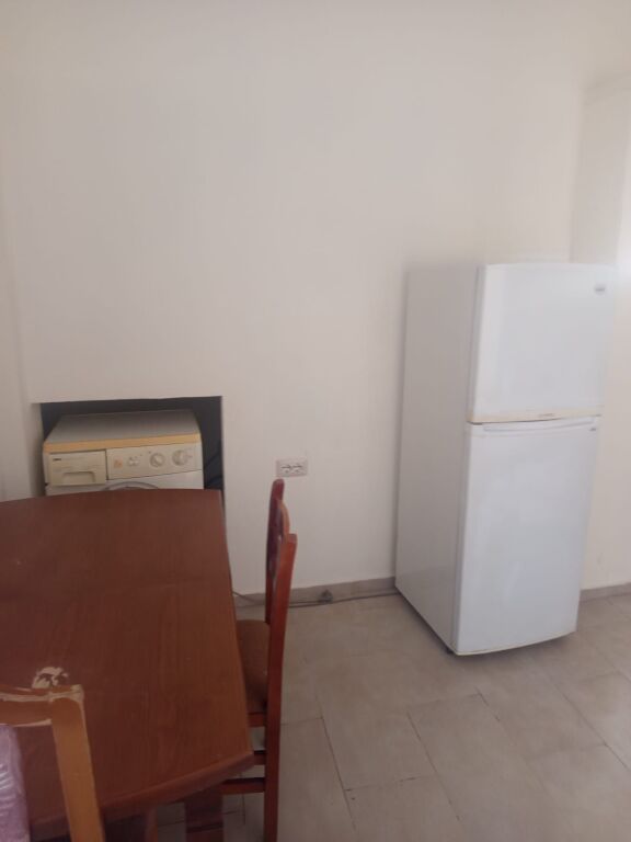GARSIONERE 20000 LEKE.ISH TREGU ELEKTRIK