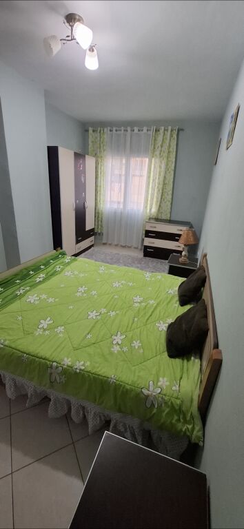 Apartament me Qera