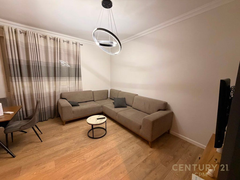SHESIM APARTAMENT 2+1+2 PRANE KODRES DIELLIT 2 !