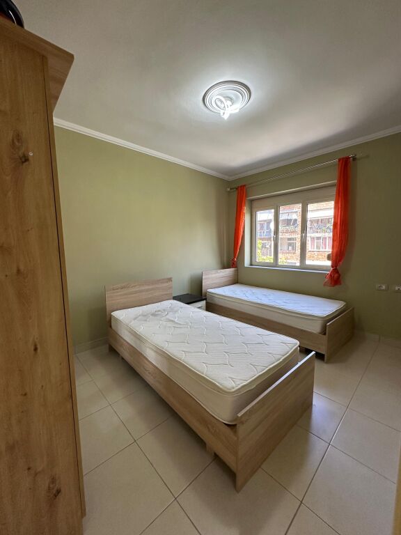 Jepey me qira apartament 2+1+2 Irfan Tomini