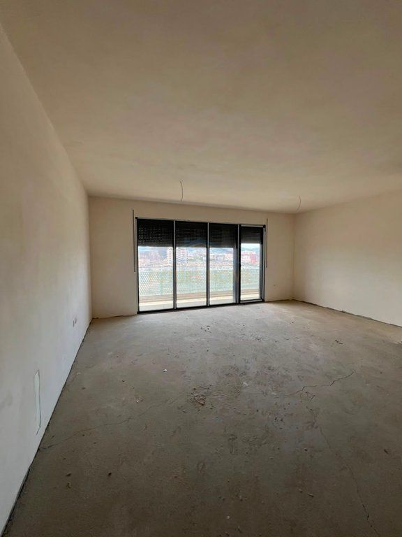 Shitet,Apartament 2+1+2,Don Bosko, Tirane