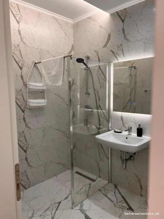 Apartament me Qera 1+1 tek Rruga e Elbasanit (ID B2101796) Tirane