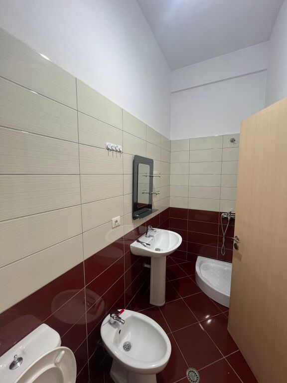 APARTAMENT 1+1 ME QERA RRETHI ASTIR